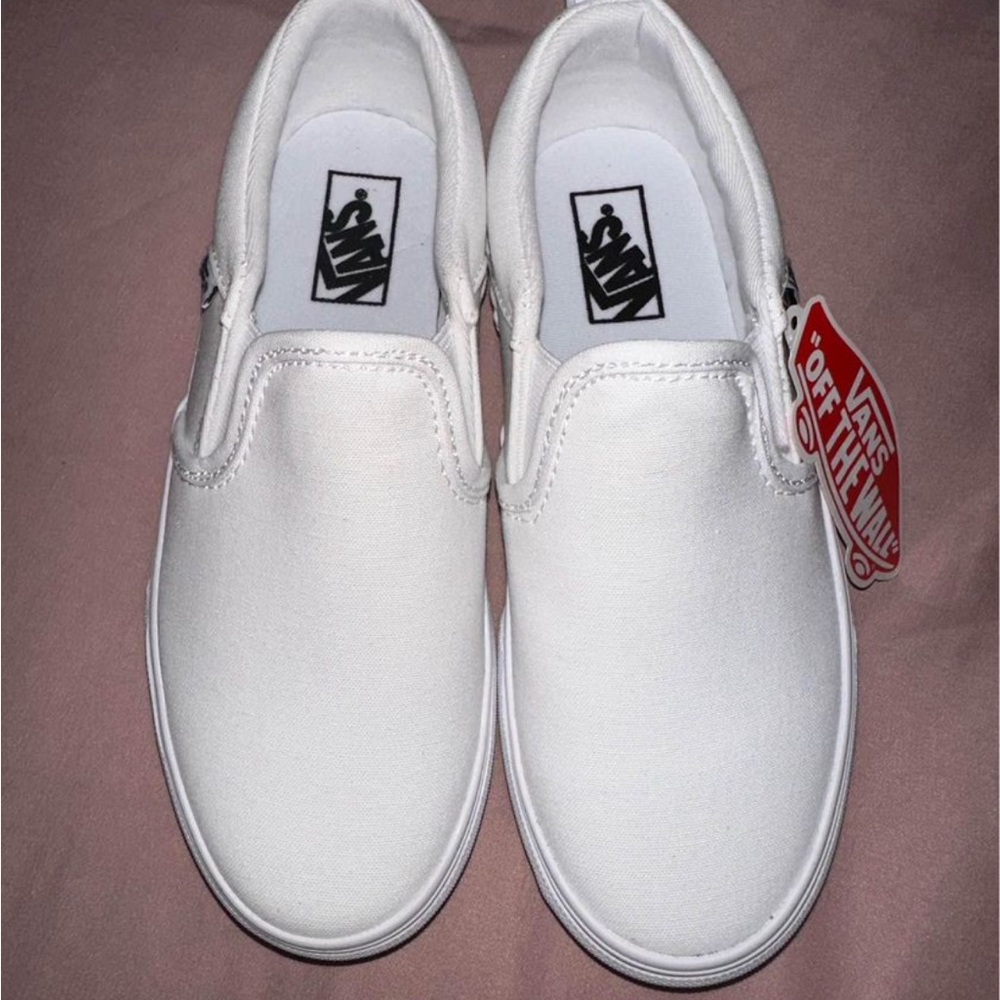 KIDS Platform Vans Size 8 GIRLS — never worn— new with tag